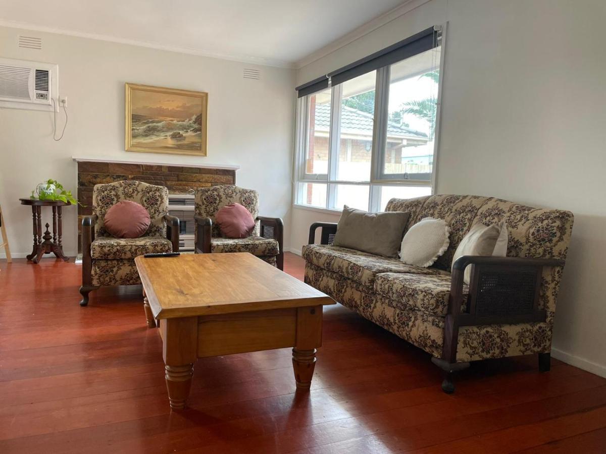 3 Bedroom Family House Close To Melbourne Airport Dış mekan fotoğraf